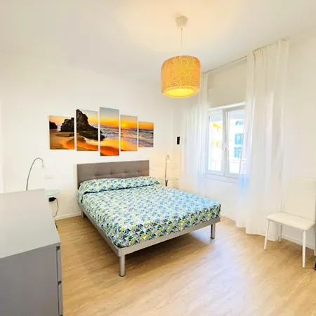 Apartment Beachside With Balcony *
