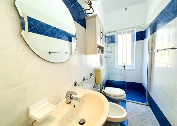 아파트 Beachside With Balcony 비비오네
